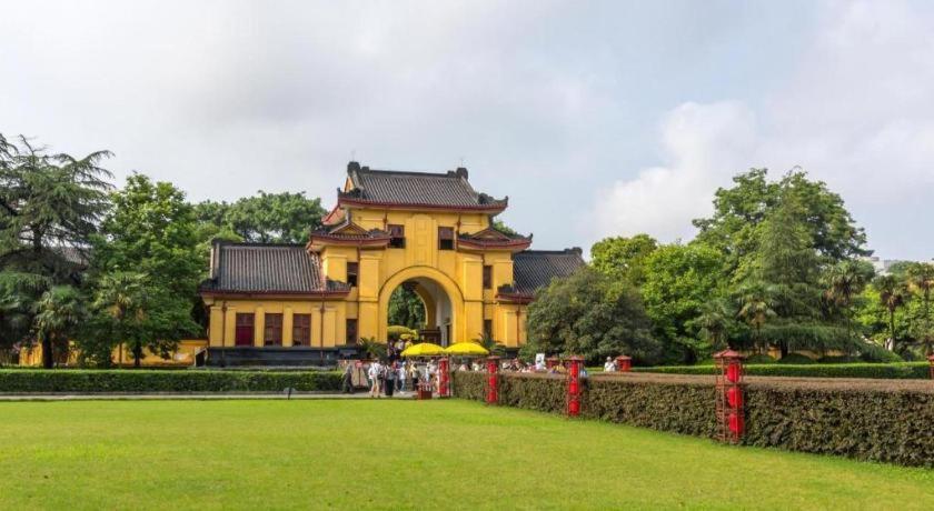 Guilin Sky Palace Hotel Exterior photo
